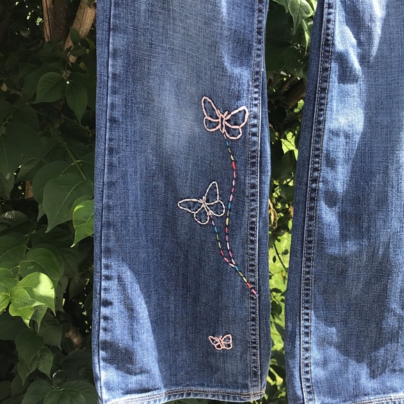 Gap Girls Bootcut embroidered butterfly jeans 🦋 - Picture 3 of 11
